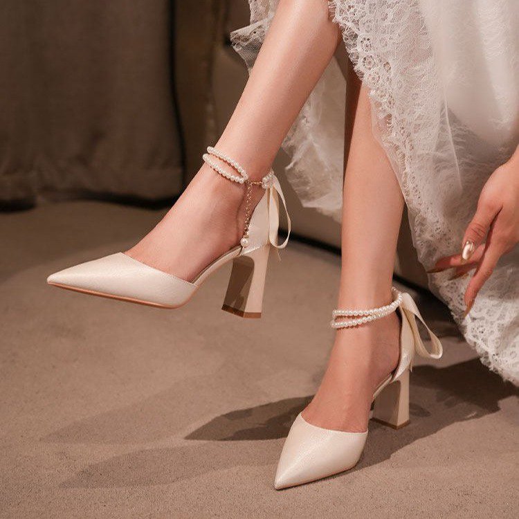 Women's Pumps 2026 Spring New Arrival, Designed Pearl Bow, Unique And Elegant Style
