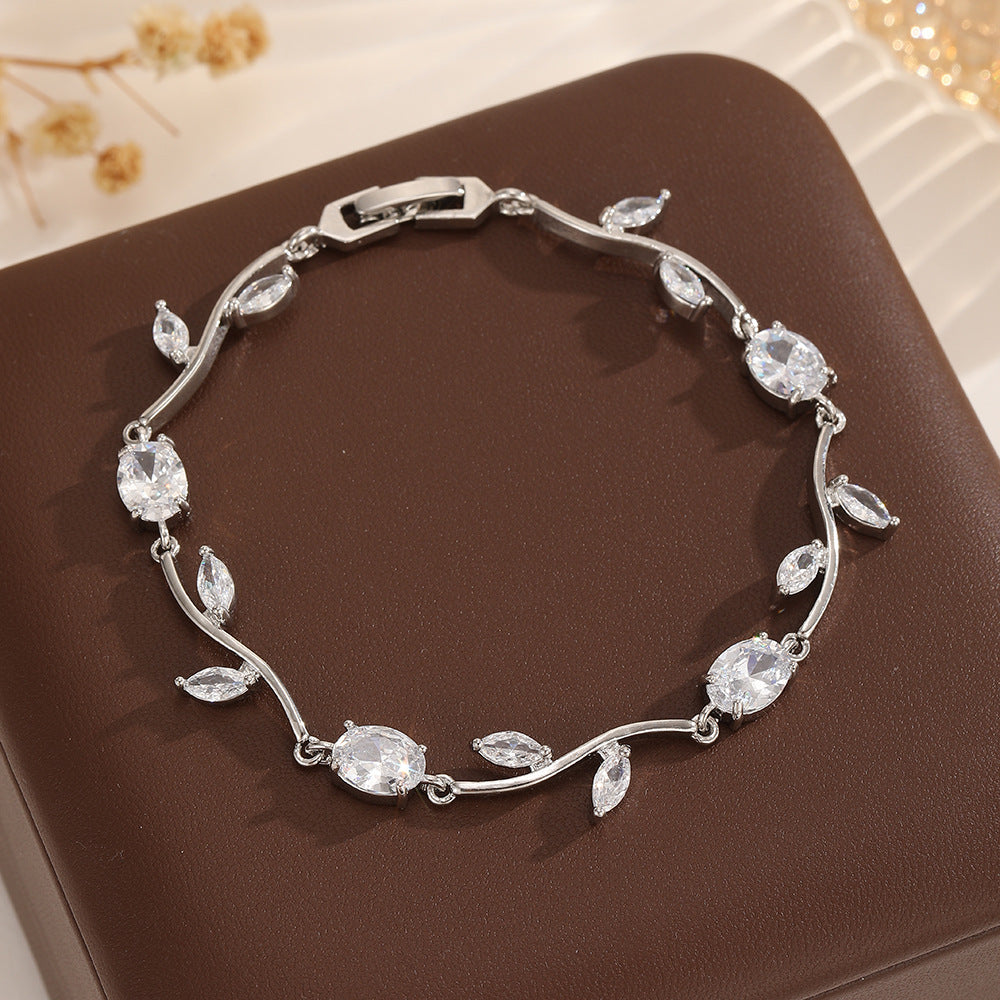 Light Luxury Rattan Leaf Zircon Bracelet For Women