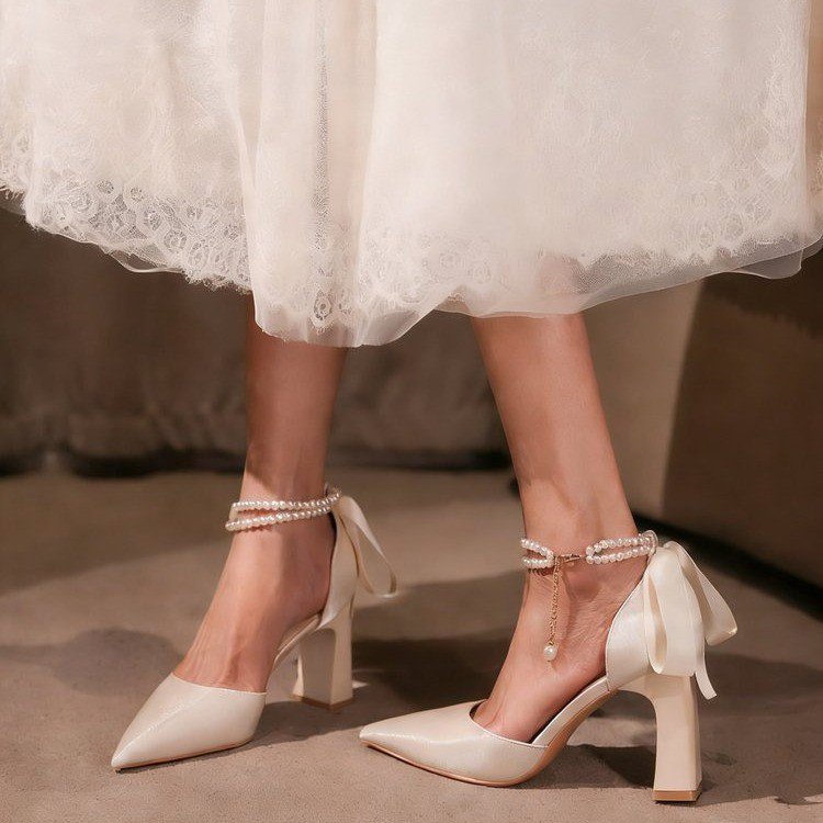 Women's Pumps 2026 Spring New Arrival, Designed Pearl Bow, Unique And Elegant Style